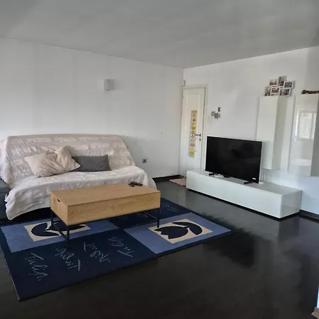 крум Apartman Jambol