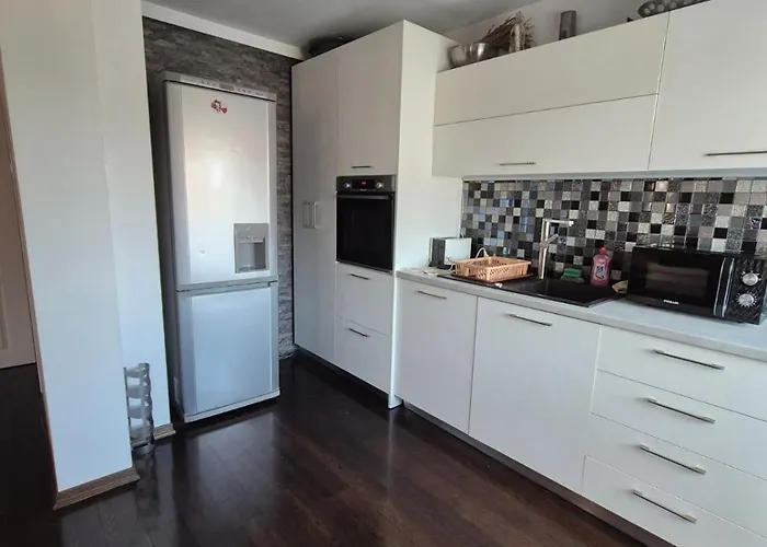 крум Apartamento *