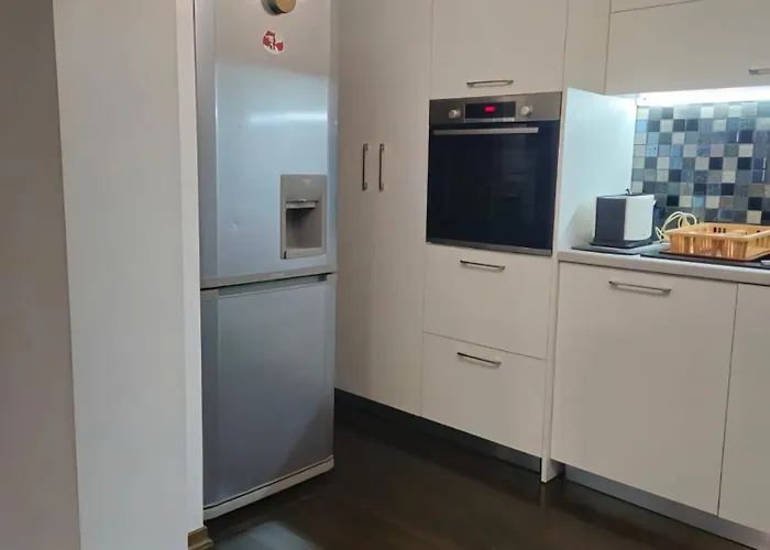 крум Apartamento *